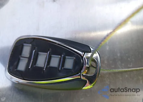 2020 Chevrolet Malibu Fwd Lt из США, поврежденный, VIN 1G1ZD5ST0LF141595